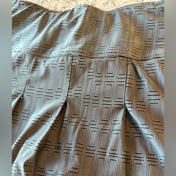 bolle | Women’s Athletic Pleated High Performance Gray Tennis Skort, Size S - Picture 7 of 12